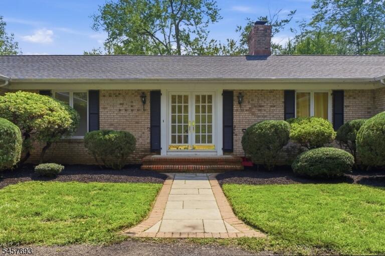 Property listing MLS 4050055 photo 6