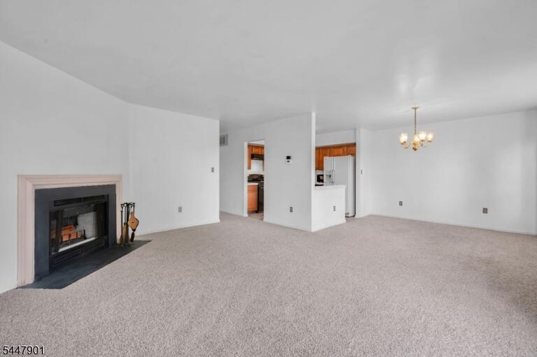 Property listing MLS 4050061 photo 7