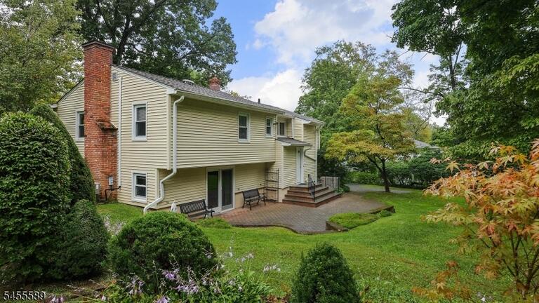 Property listing MLS 4050087 photo 25