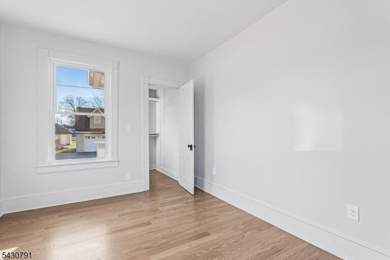 Property listing MLS 4050092 photo 17