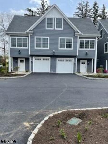Property listing MLS 4050094 photo 1