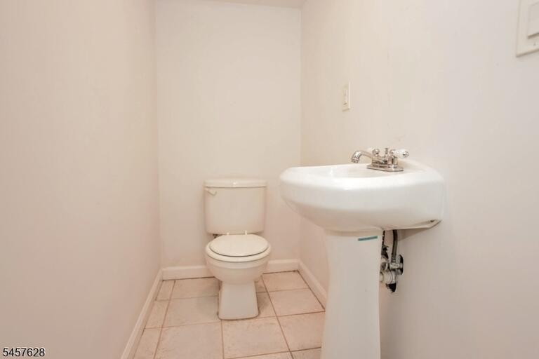 Property listing MLS 4050119 photo 26