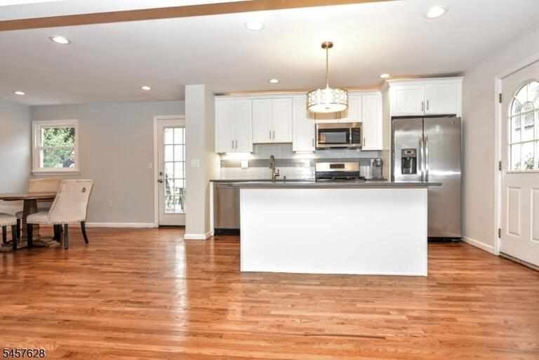 Property listing MLS 4050119 photo 7