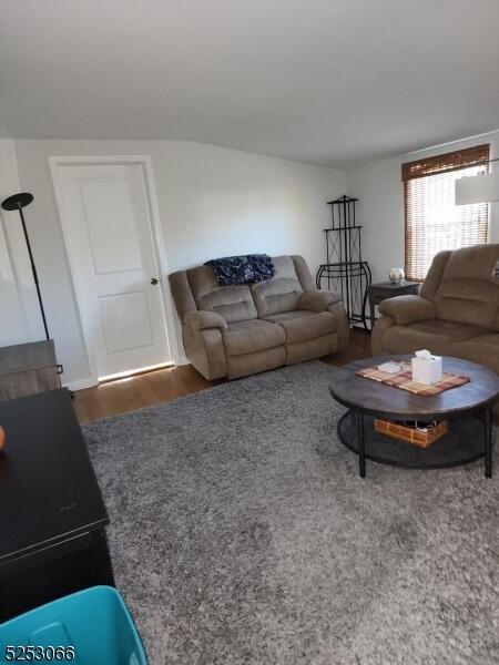 Property listing MLS 4050146 photo 6