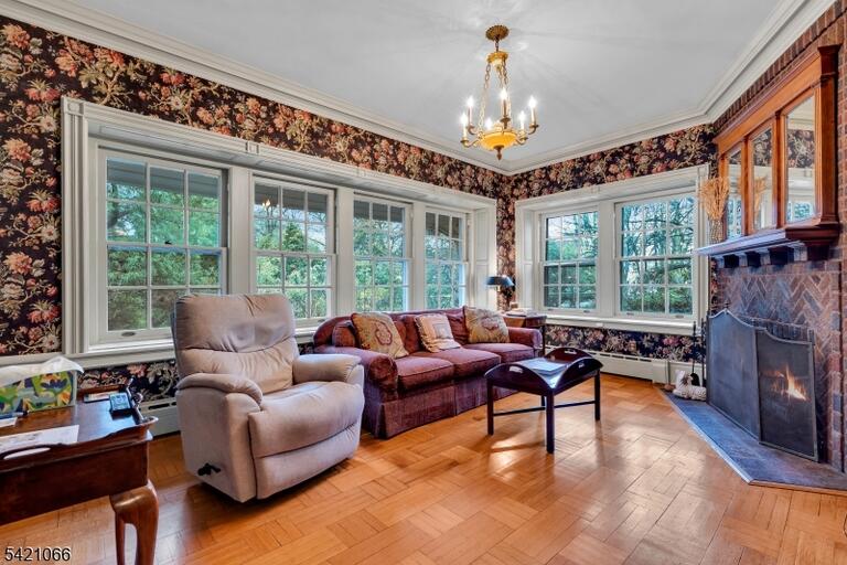 Property listing MLS 4050160 photo 18
