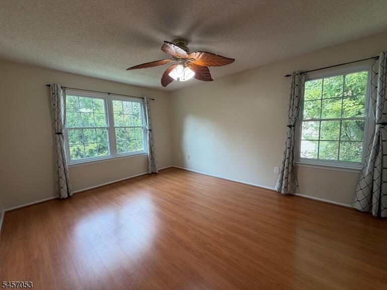 Property listing MLS 4050177 photo 10