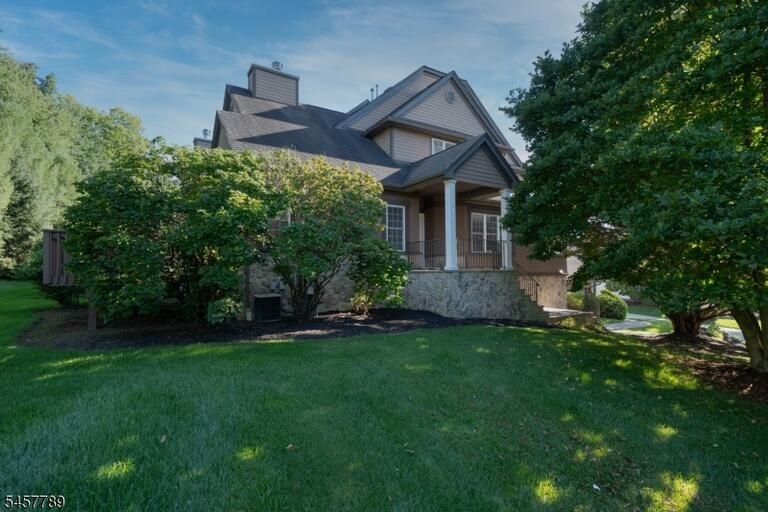 Property listing MLS 4050180 photo 35