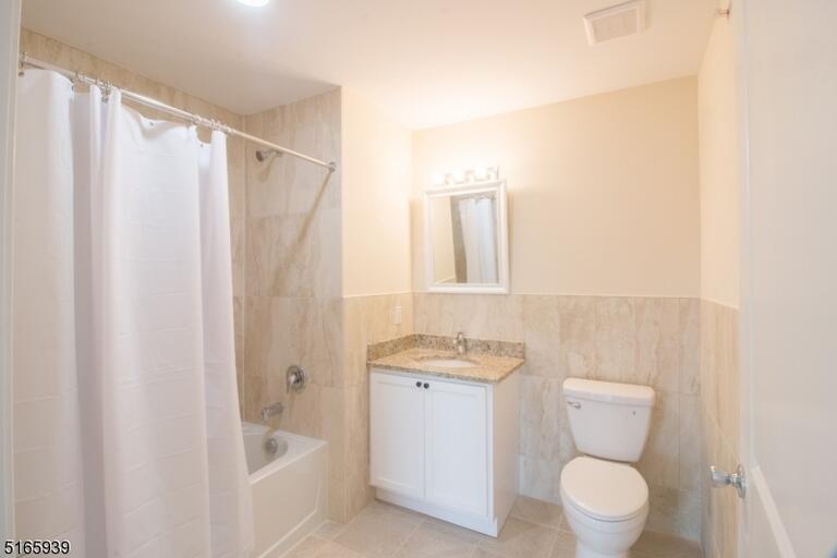 Property listing MLS 4050181 photo 17
