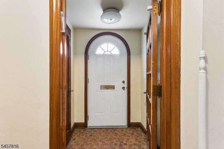 Property listing MLS 4050193 photo 16