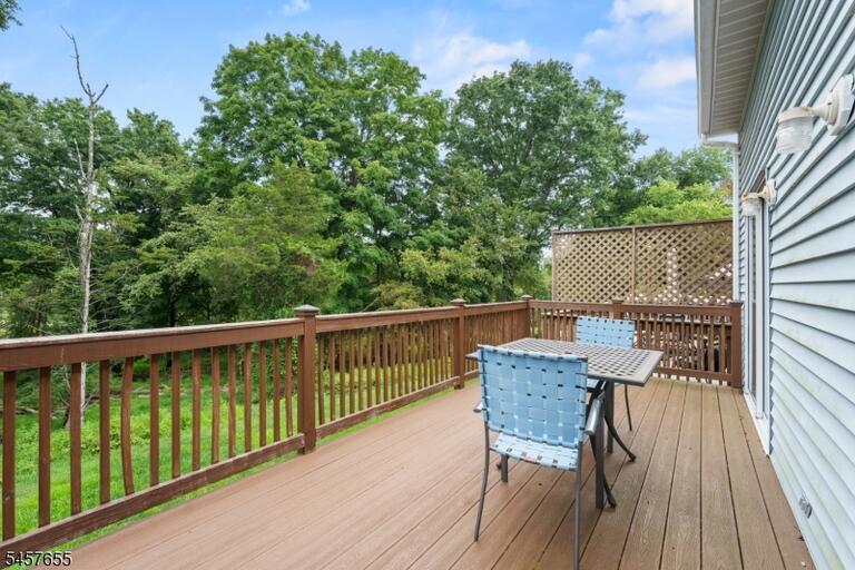 Property listing MLS 4050252 photo 26