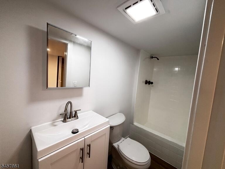 Property listing MLS 4050256 photo 11