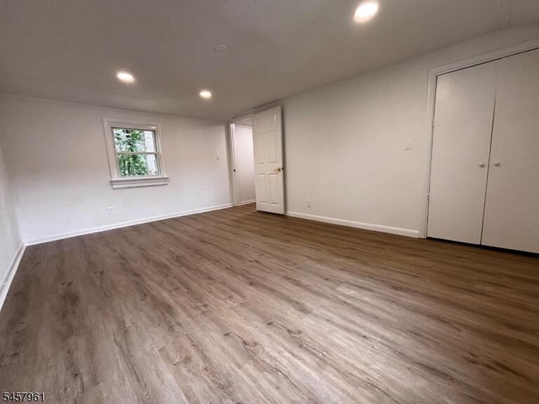 Property listing MLS 4050256 photo 27
