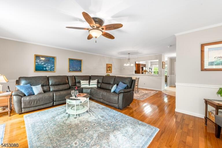 Property listing MLS 4050263 photo 8