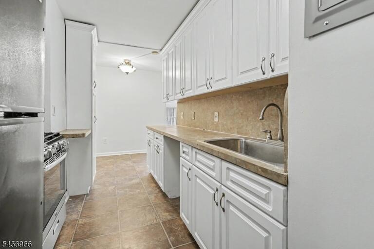 Property listing MLS 4050289 photo 11