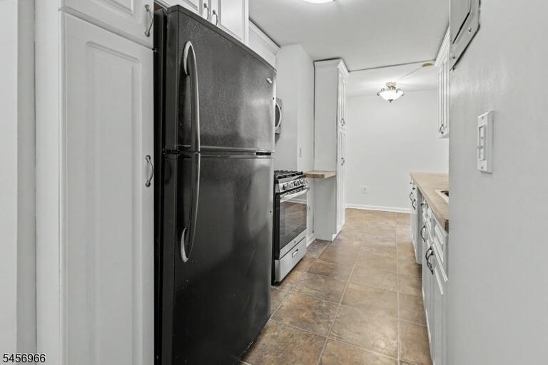 Property listing MLS 4050289 photo 12