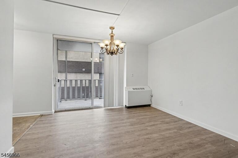 Property listing MLS 4050289 photo 7