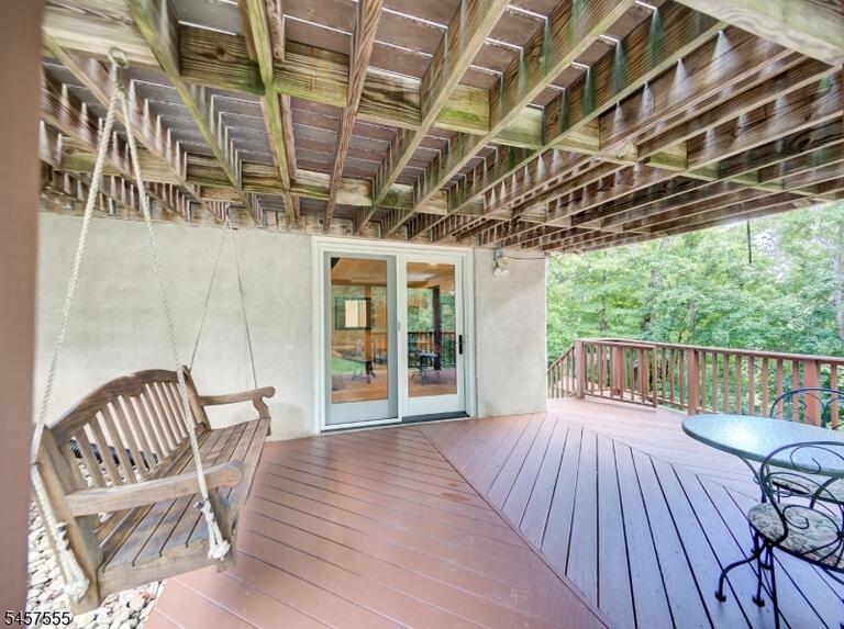 Property listing MLS 4050291 photo 25