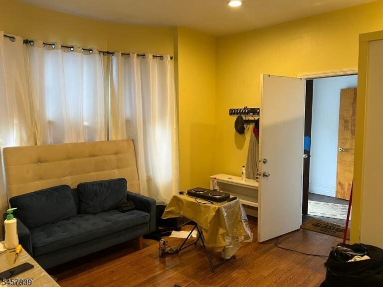 Property listing MLS 4050302 photo 6
