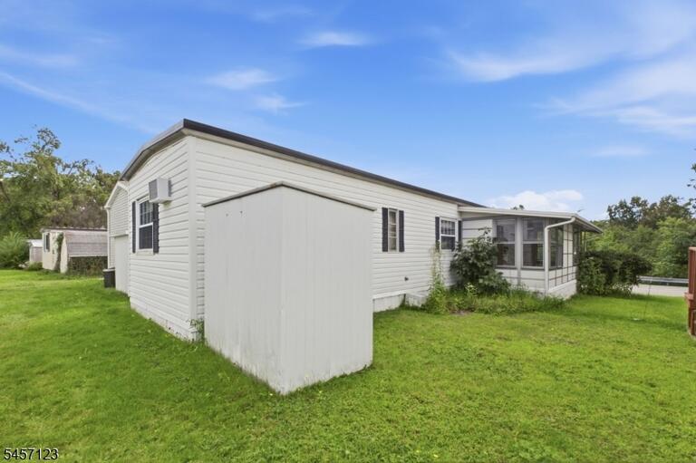 Property listing MLS 4050305 photo 5