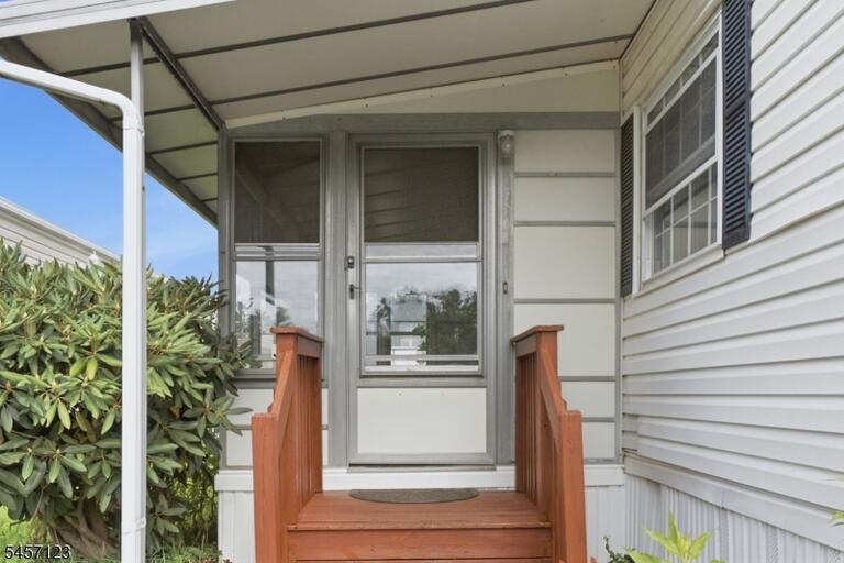 Property listing MLS 4050305 photo 7
