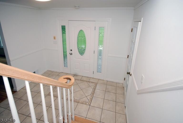 Property listing MLS 4050307 photo 4
