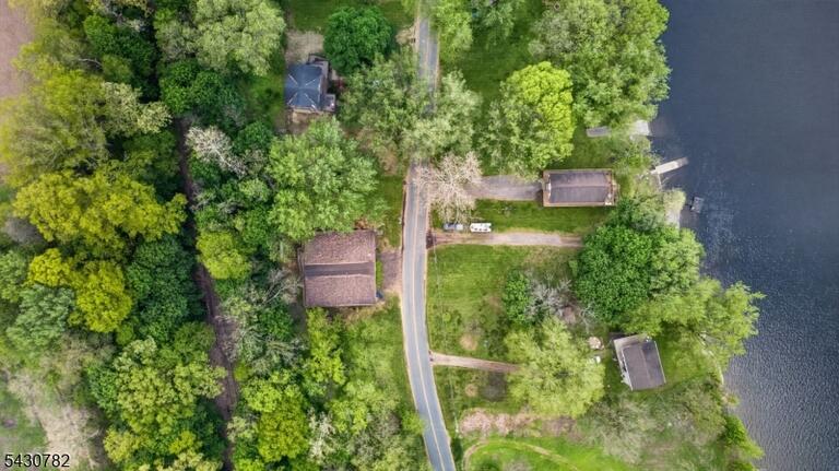 Property listing MLS 4050308 photo 3