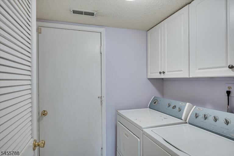 Property listing MLS 4050320 photo 15