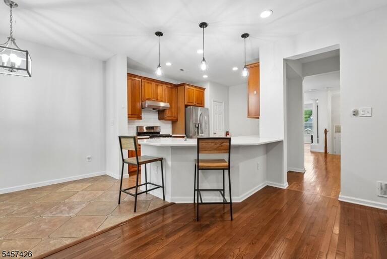 Property listing MLS 4050321 photo 9