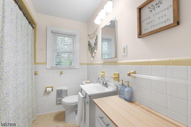 Property listing MLS 4050323 photo 11
