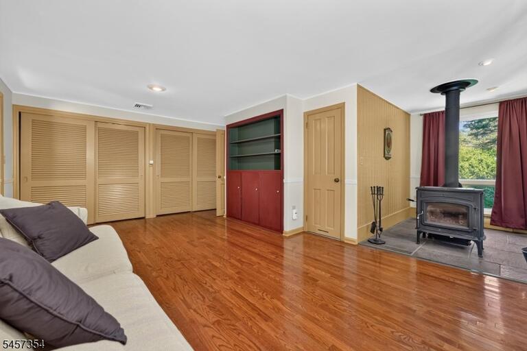 Property listing MLS 4050325 photo 30