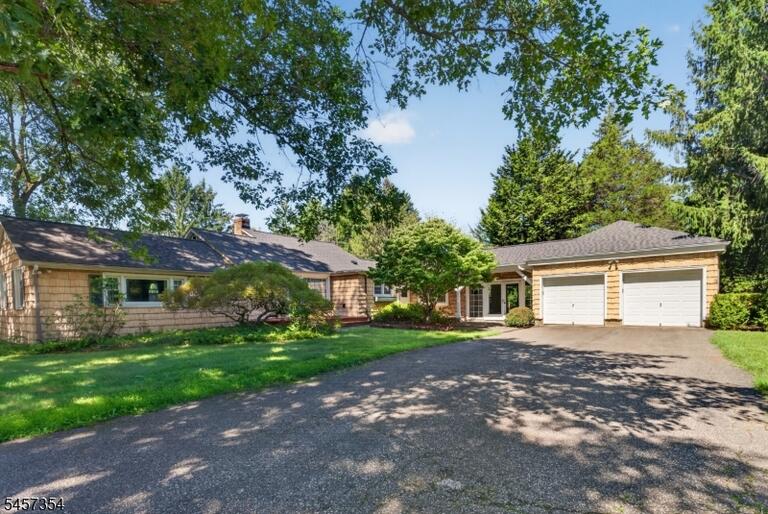 Property listing MLS 4050325 photo 9
