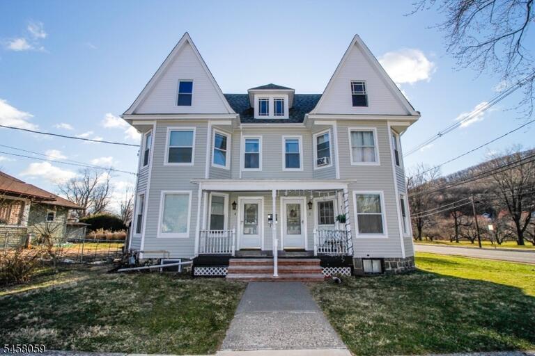 Property listing MLS 4050340 photo 1