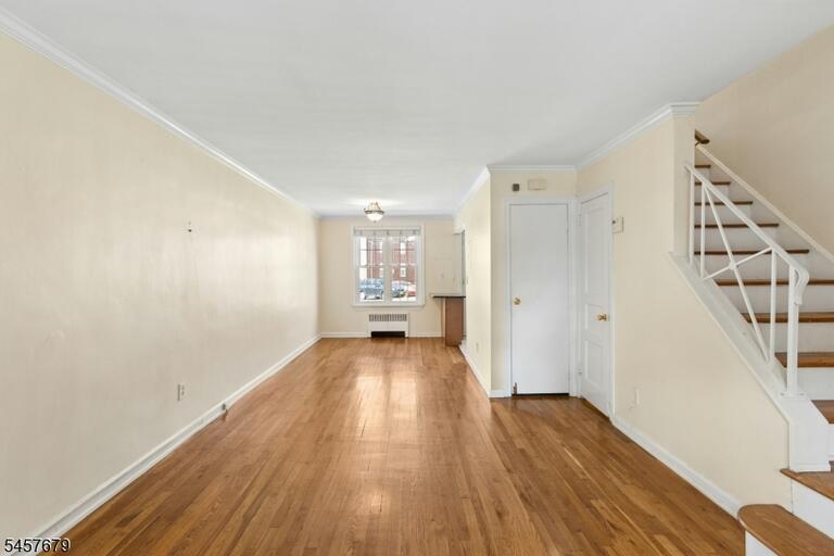 Property listing MLS 4050351 photo 9