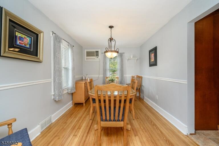 Property listing MLS 4050358 photo 7
