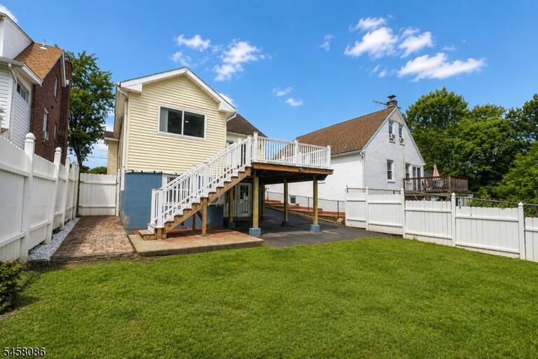 Property listing MLS 4050371 photo 32