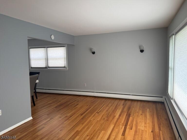 Property listing MLS 4050417 photo 2