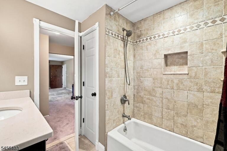 Property listing MLS 4050445 photo 7